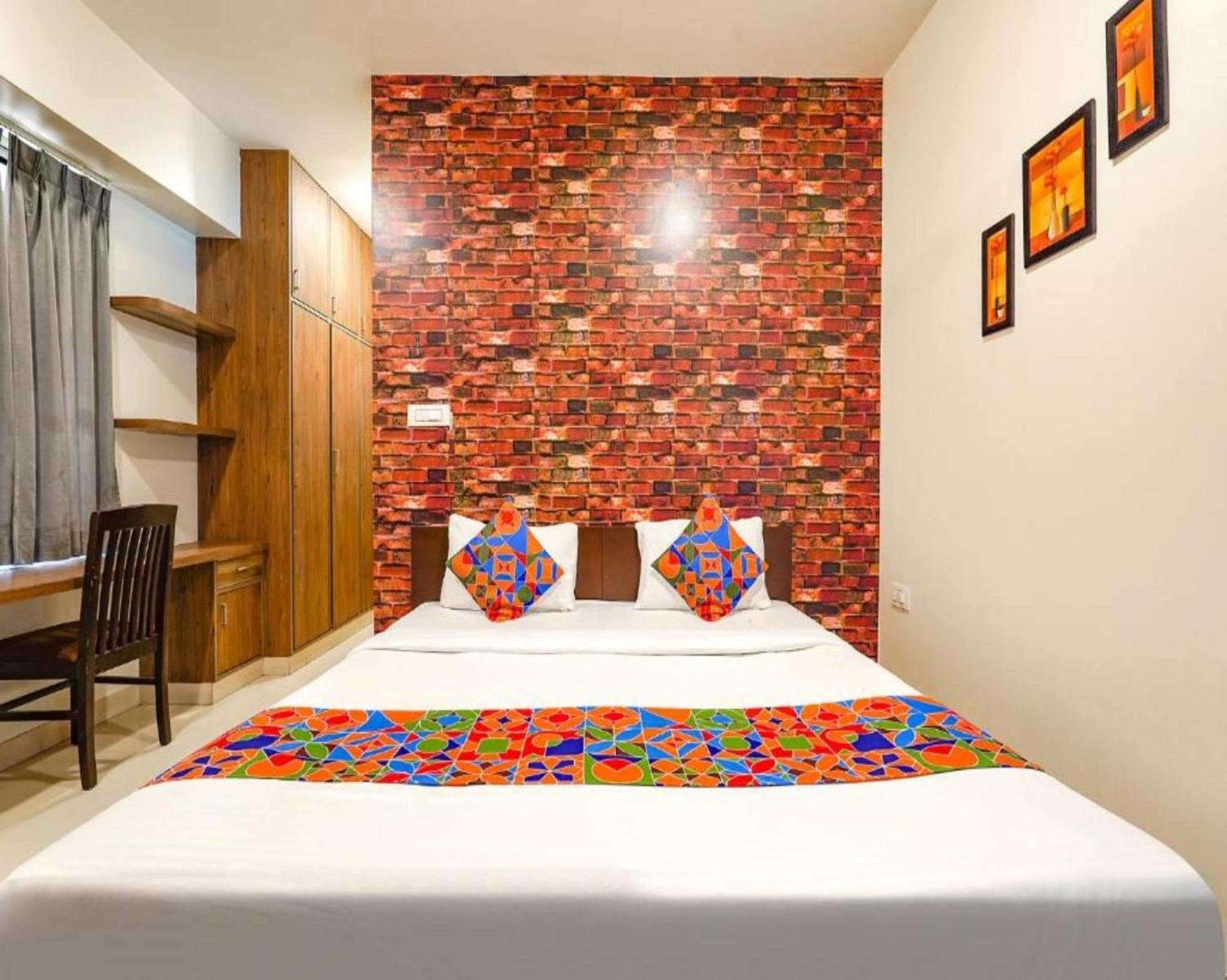 Fabexpress Kings Suites Hrbr Layout - Nr Manyata Tech Park Bangalore Bagian luar foto